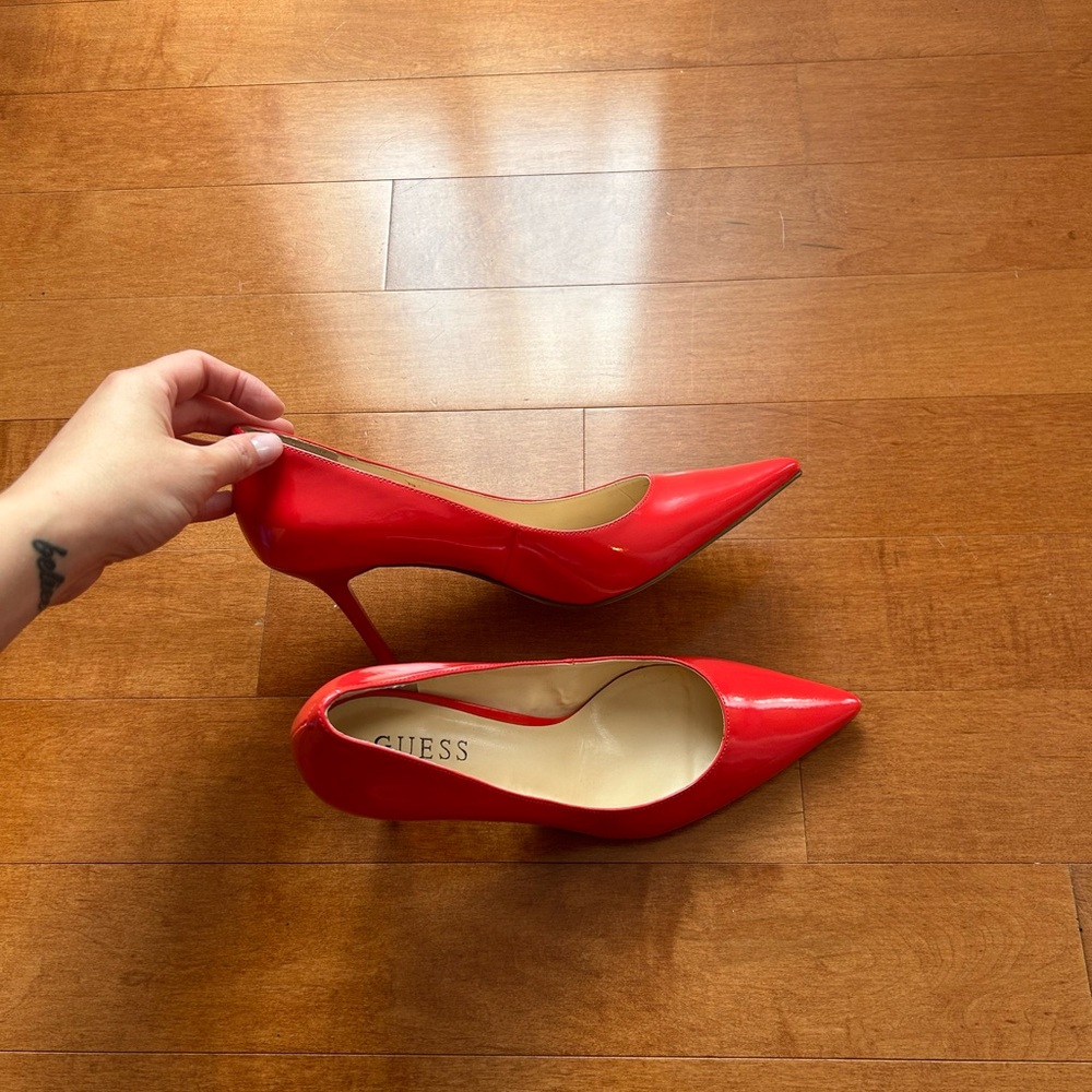 Guess heels